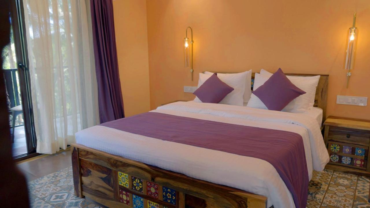 Atmani Waterfront Resort Cola Εξωτερικό φωτογραφία